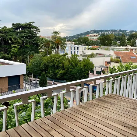 Apartment Studio With Terrasse, 5min Walking To The Croisette And Cannes