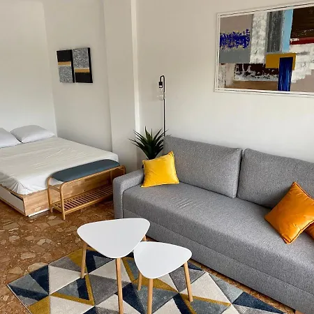 Apartment Studio With Terrasse, 5min Walking To The Croisette And Cannes