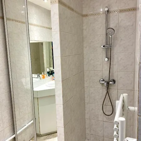 Studio With Terrasse, 5min Walking To The Croisette And Apartment Cannes