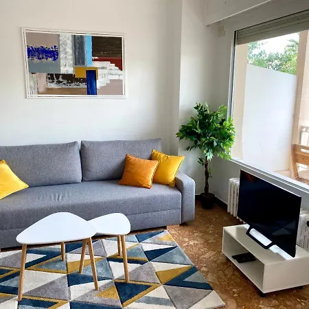 Studio With Terrasse, 5min Walking To The Croisette And